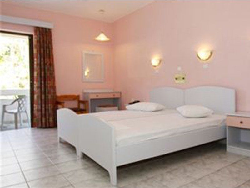 Frosini Hotel 램피 외부 사진